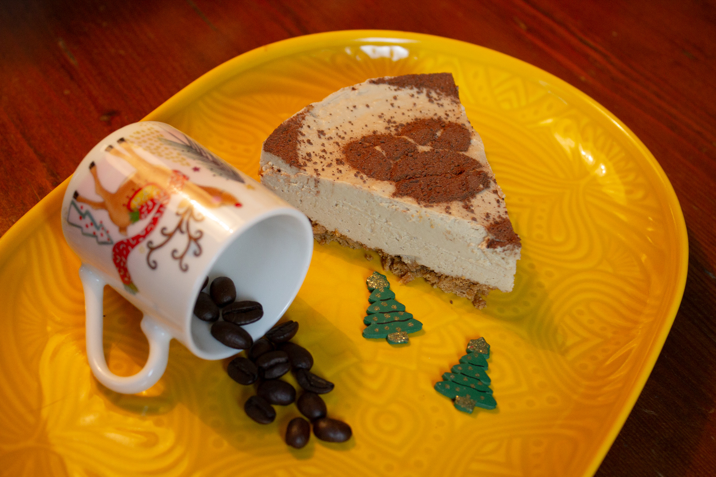 Weihnachtlicher No-Bake Coffee-Cheesecake (vegan) - Rösterei Bohnenschmiede